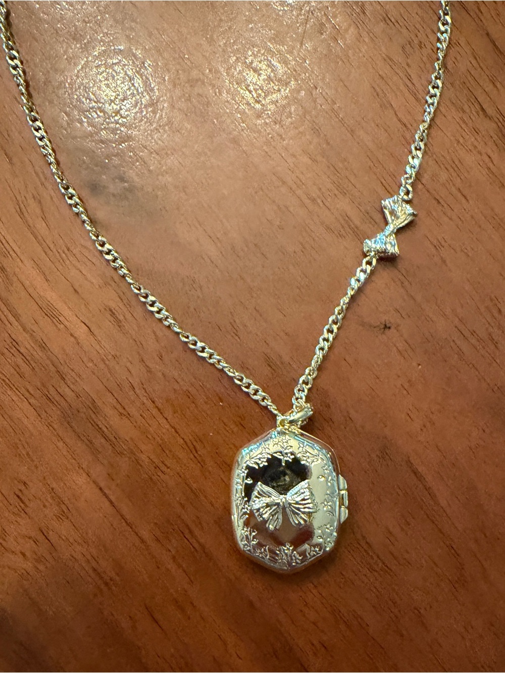 Kendra Scott Gold LoveShack Fancy Pendant Necklace - Pink Accent - Picture 4 of 5